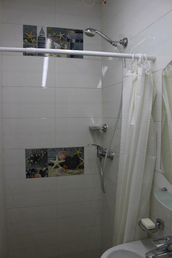 Guest House Butterfly Wing Odesa Exterior photo