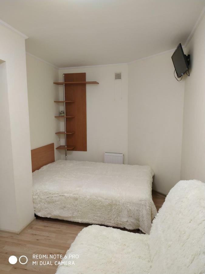 Guest House Butterfly Wing Odesa Exterior photo